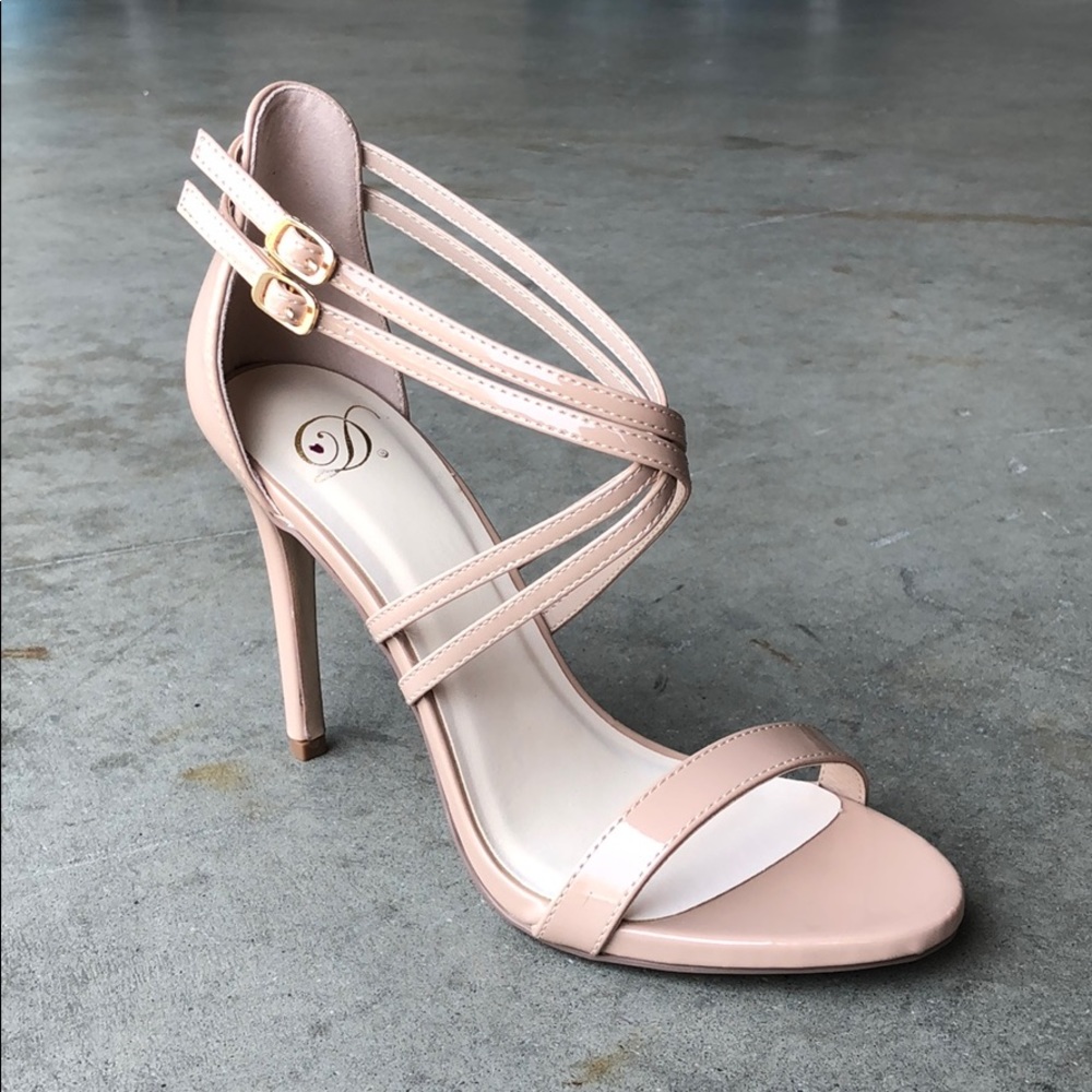 Delicious Women's Strappy High Heeled Sandals Nude
